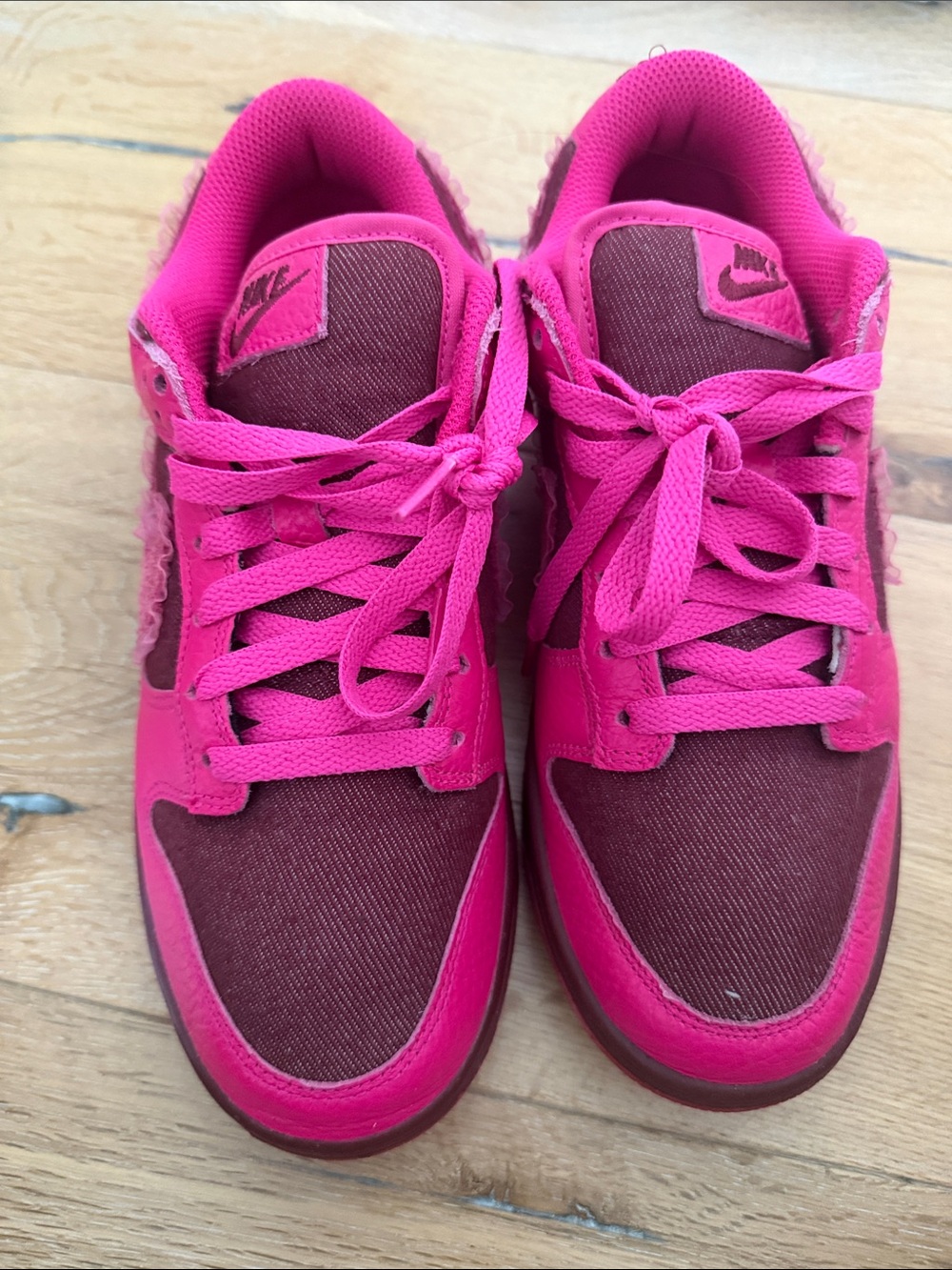 Nike Women's valentines 2022 Dunk low